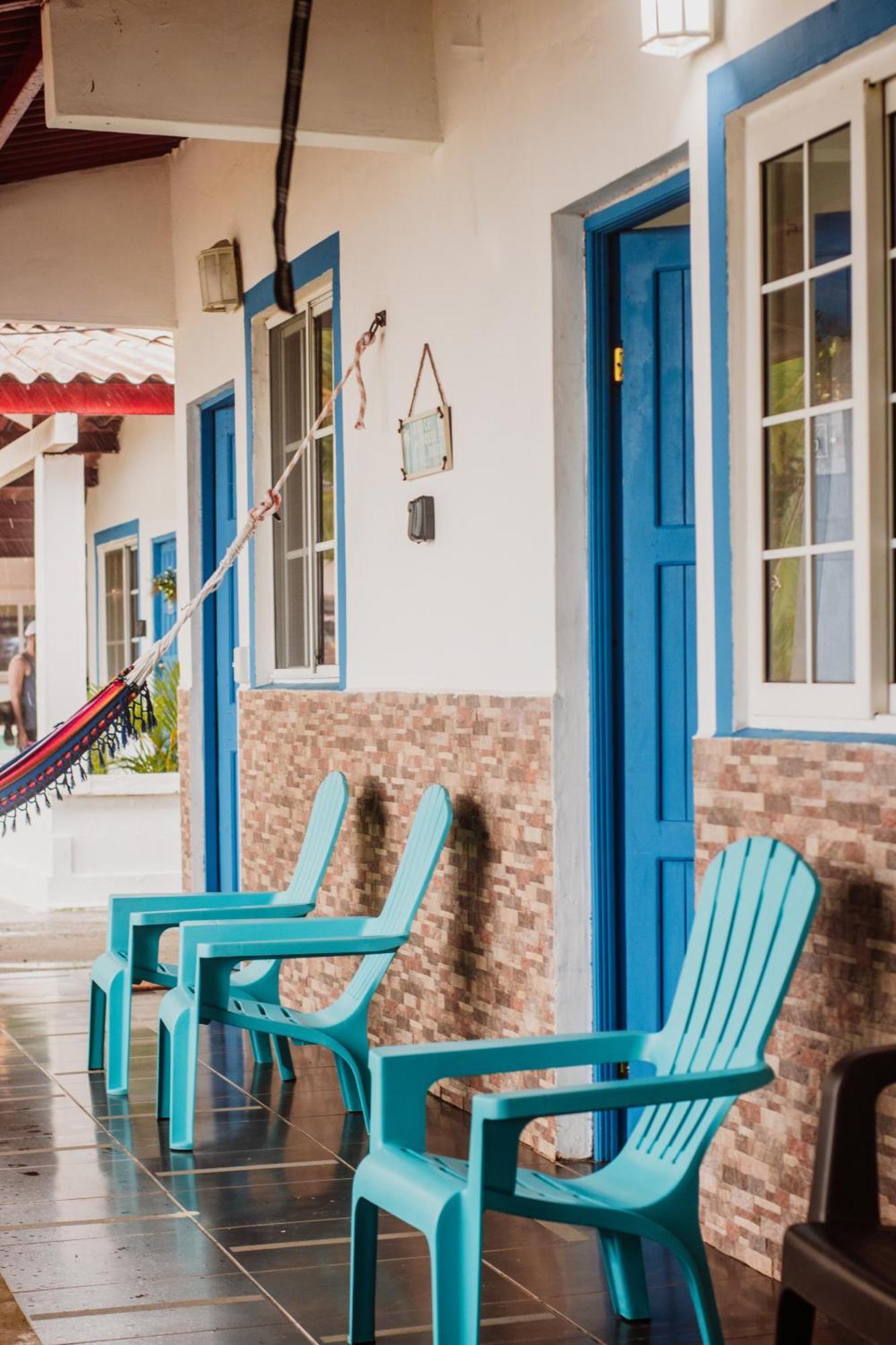 La Posada Del Buzo Colon Εξωτερικό φωτογραφία